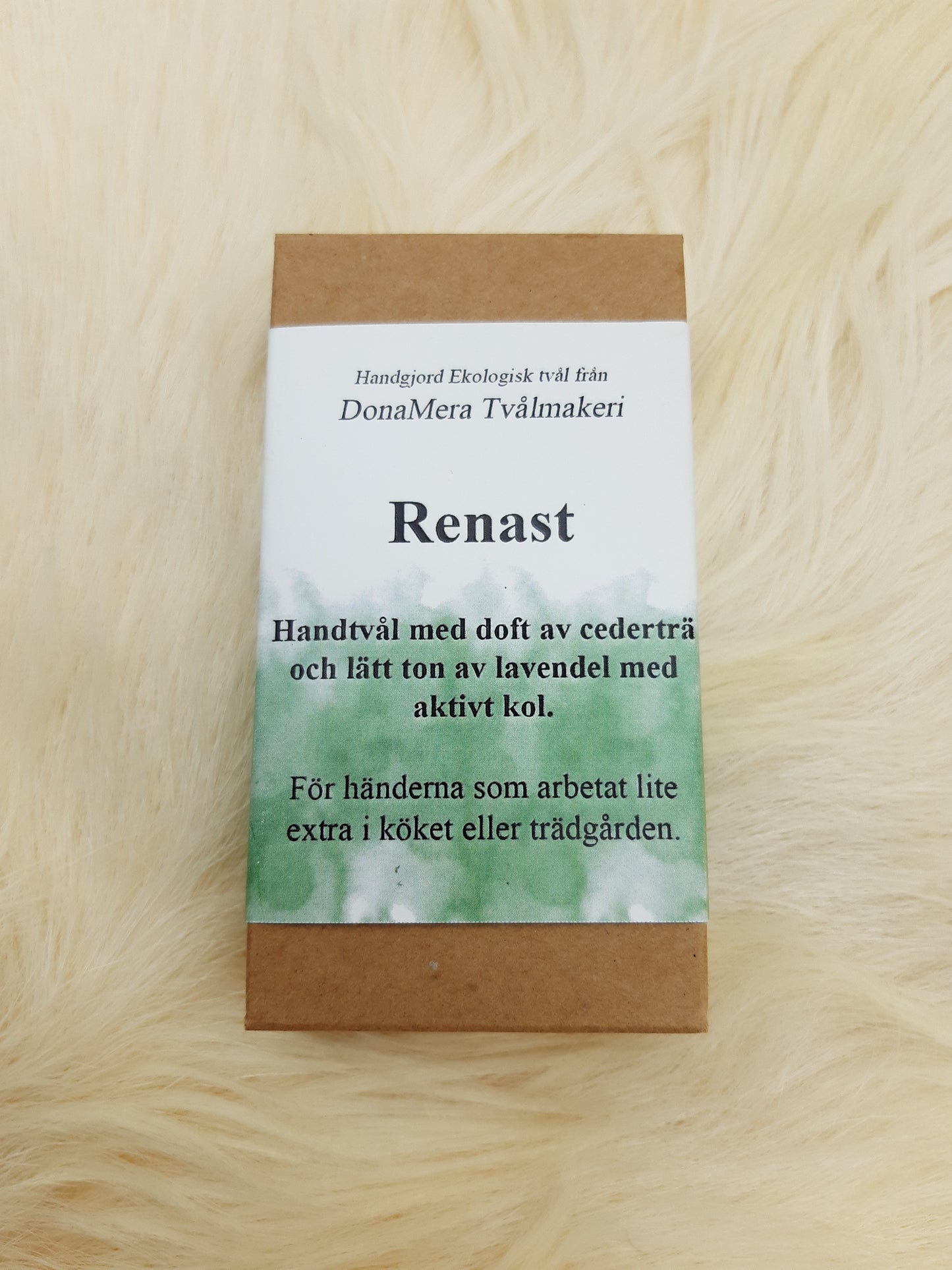 Renast, cederträ